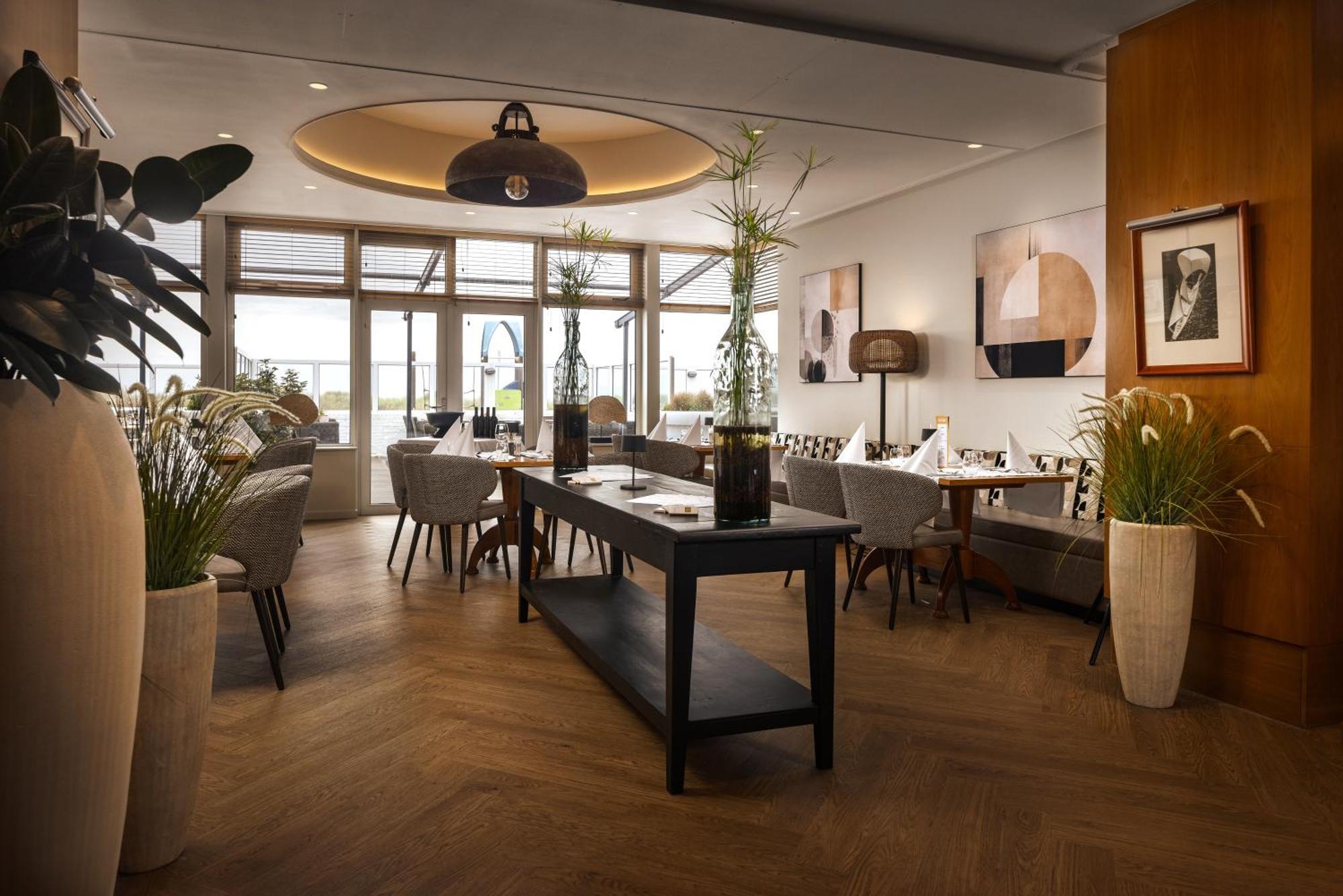 Westcord Strandhotel Seeduyn Vlieland Exterior photo