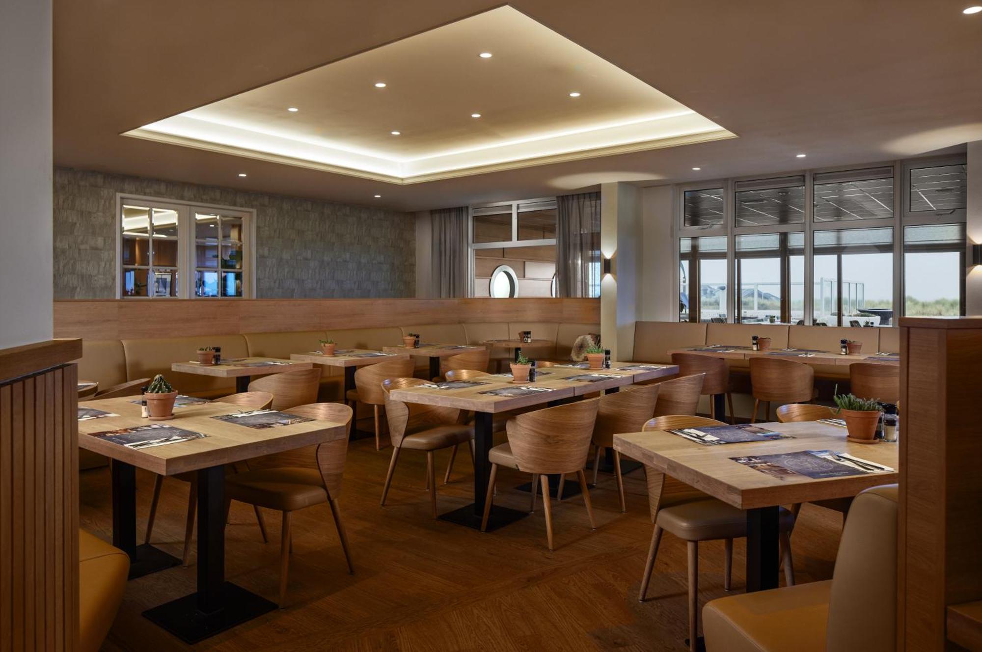 Westcord Strandhotel Seeduyn Vlieland Exterior photo