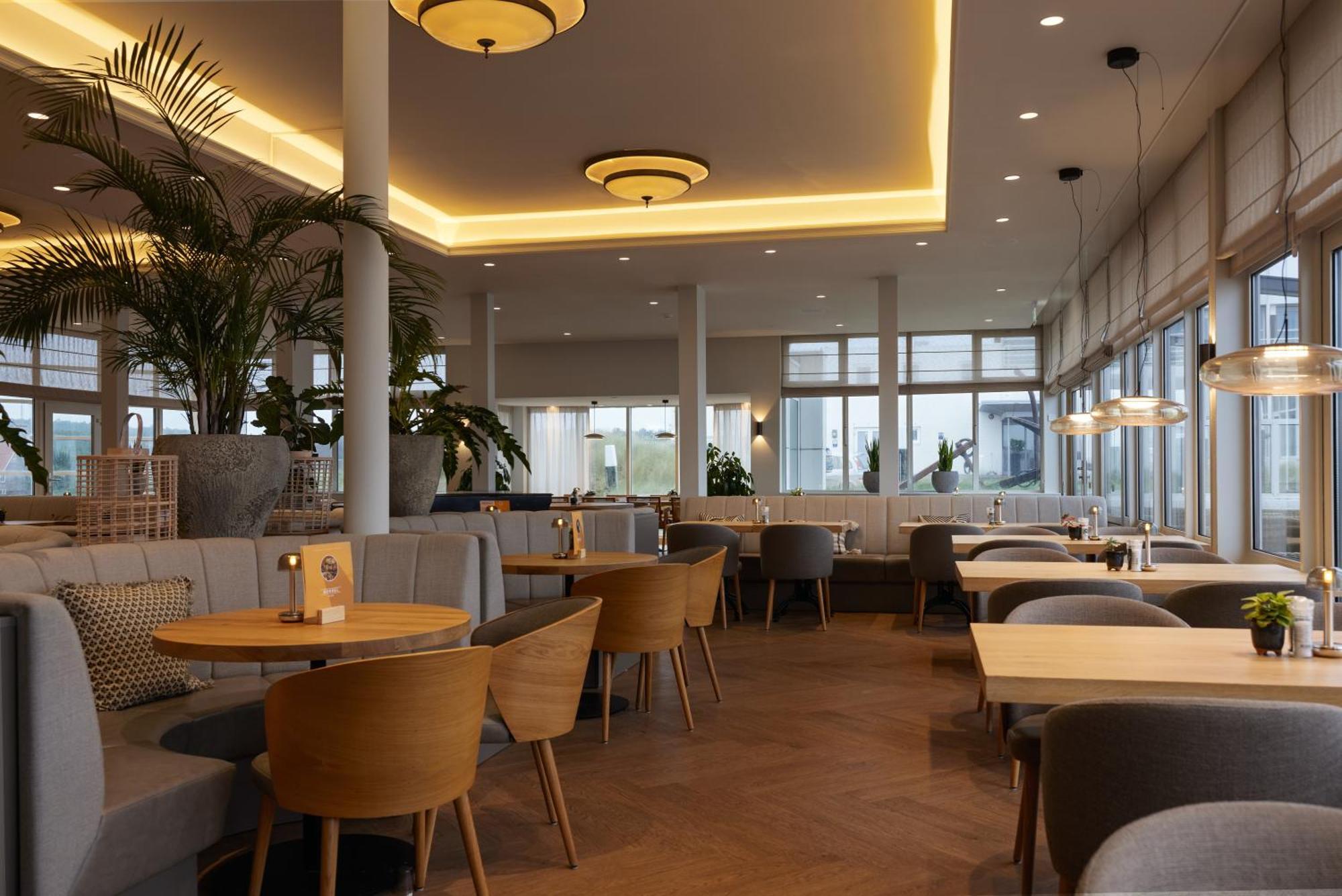 Westcord Strandhotel Seeduyn Vlieland Exterior photo