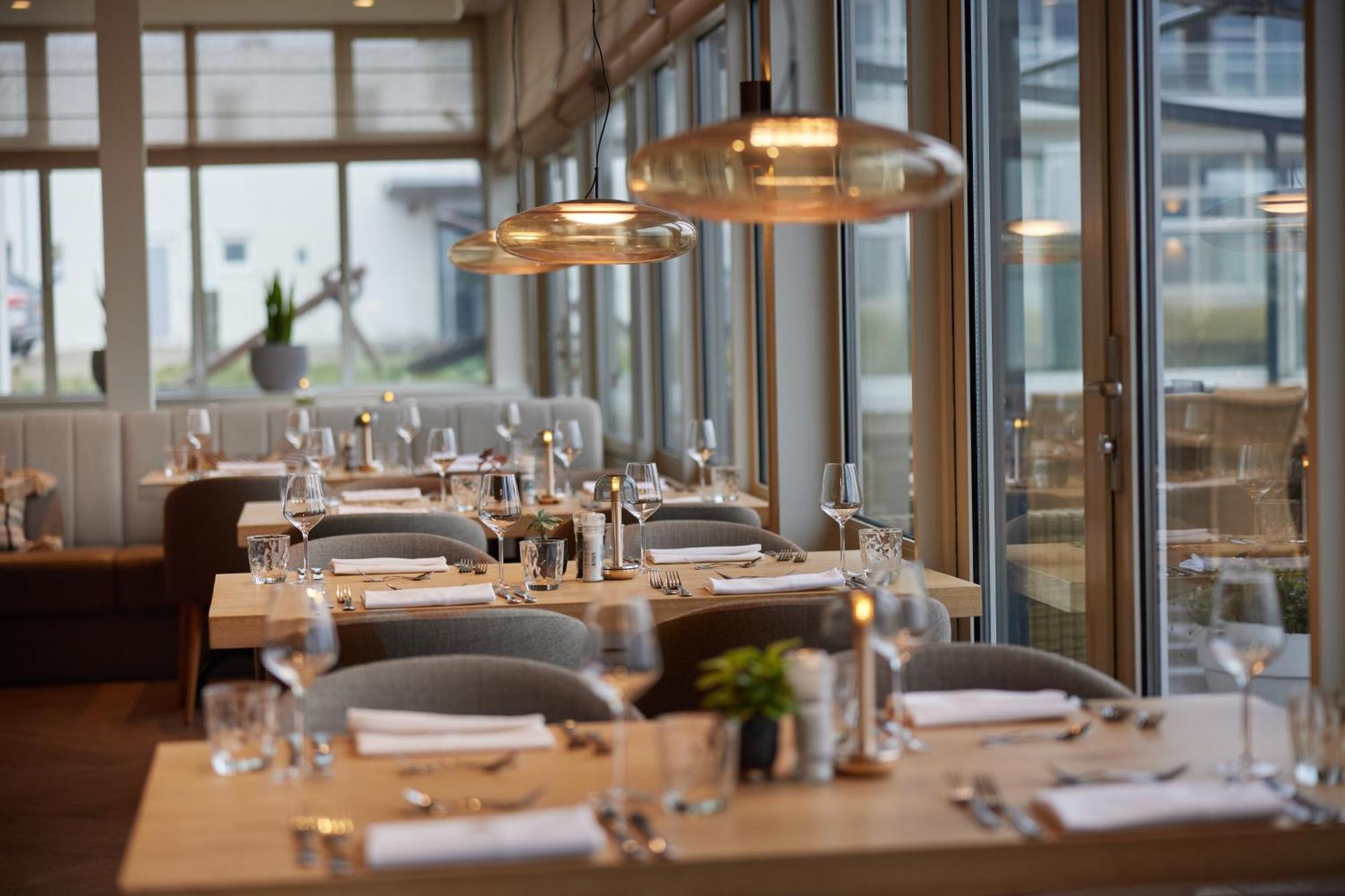 Westcord Strandhotel Seeduyn Vlieland Exterior photo
